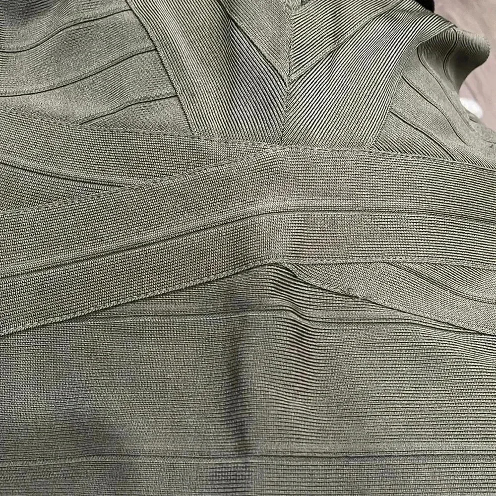 [XS]Bebe  Double V Bandage Dress NWOT - Picture 10 of 11